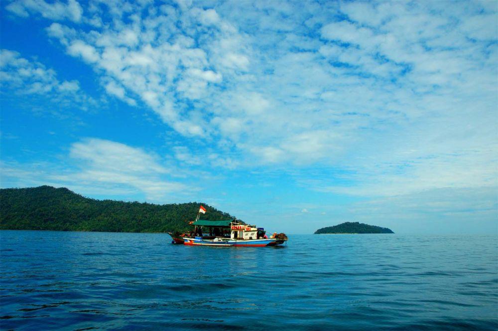 Thumbnail artikel Peringati Hari Kelautan di Tengah Indonesia Keruk Laut Habis-Habisan