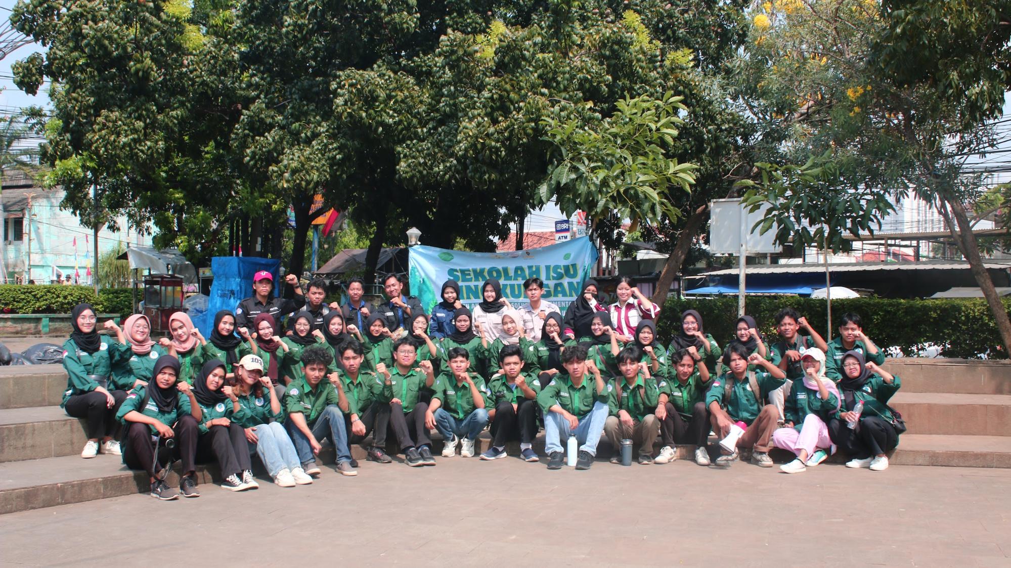 Thumbnail artikel Tunjukkan Aksi Nyata Mahasiswa, HMTL Unsika Gelar Sekolah Isu Lingkungan